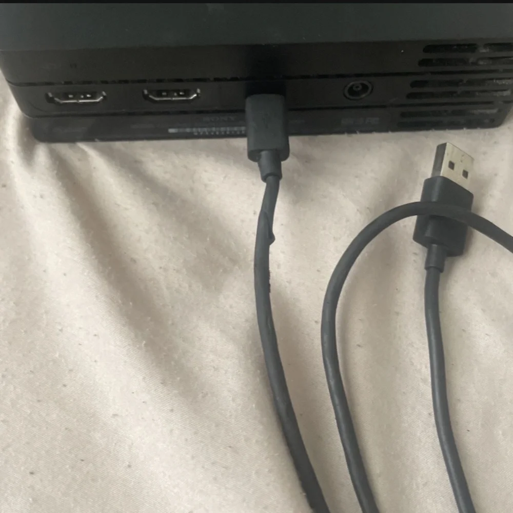 Ps4 VR and comes with 2 games
